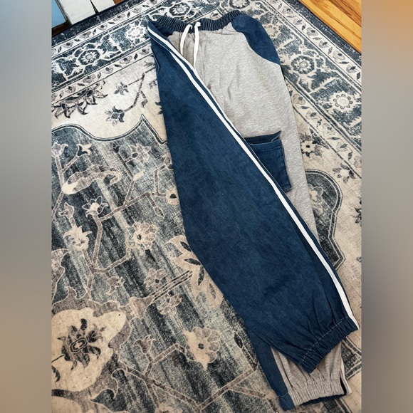 Pants - Picture 2 of 4